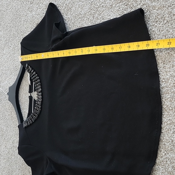CLEO Sz Small Black S/Sleeve Top With Jewel Embellished Neckline - Picture 4 of 6